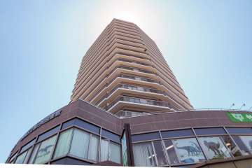 エリム春日町パークタワーの外観（北東側から）