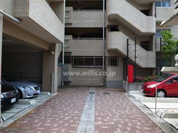 敷地内駐車場（機械式）