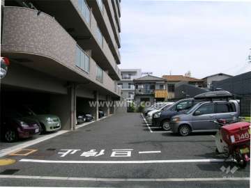 敷地内駐車場