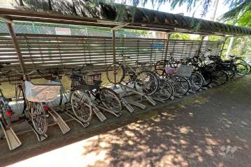駐輪場（屋根あり）