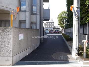 駐車場入り口
