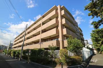 クレアガーデン仁川の外観（南東側から）