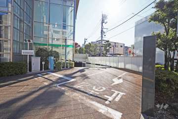 駐車場の出入口