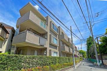 パークハイム氷川台西の外観（南西側から）