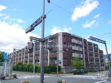 藤和ライブタウン芦屋呉川町ルミナンスの外観（南東側から）