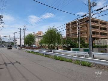 すぐ北側には国道171号線が走っています。