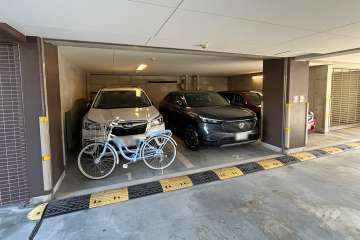 敷地内駐車場（屋内平面式）