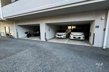 敷地内駐車場（屋内平面式）