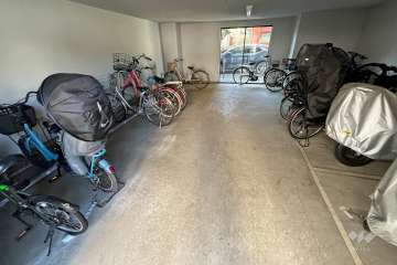 屋内駐輪場