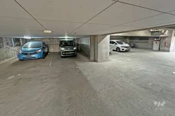 敷地内駐車場（屋内平面式）