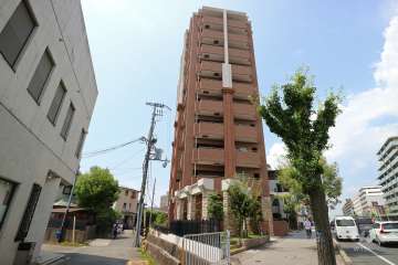 ドルフフェレジア夙川の外観（北東側から）