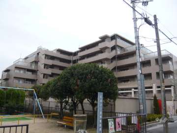 ジオ西宮仁川ソルコリーナの外観（北東から）