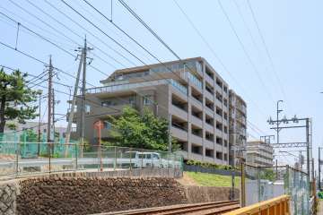 ジオ西宮仁川ソルコリーナの外観（北西側から）