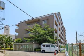 ジオ西宮仁川の外観（北側から）