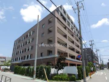 セレッソコート甲東園エルディーナの外観（南西側から）