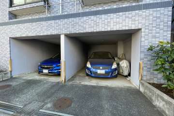 敷地内駐車場（屋内平面式）