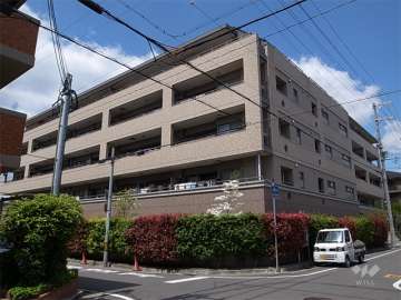 ライオンズマンション甲子園若草町の外観（南東側から）