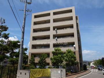 ネバーランド甲東園2番館の外観（南側から）
