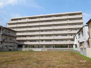 ネバーランド上甲子園の外観（南側から）