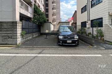 敷地内駐車場（屋外平面式）