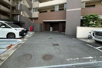 敷地内駐車場（屋外平面式）