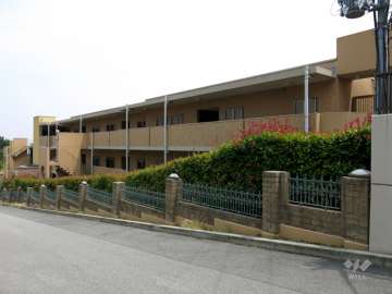 リブコート苦楽園モニモスの丘の外観（北西側から）