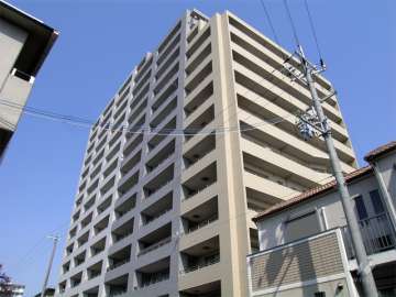 ロイヤルアーク香櫨園アルティミューラ　ベイサイドコートの外観（南東側から）