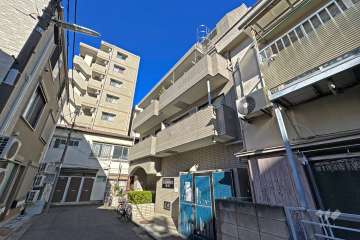 エレガンス練馬の外観（南西側から）