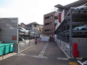 敷地内駐車場（機械式）