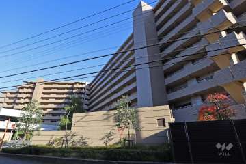 ジオ阪急水無瀬の外観（西側から）