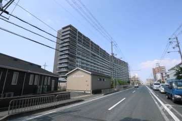 ジオ阪急水無瀬ハートスクエアの外観（南側から）