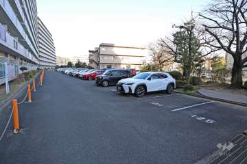 敷地内駐車場（屋外平面式）