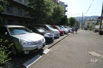 敷地内駐車場（屋外平面式）