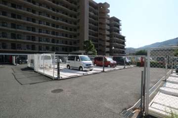 敷地内駐車場（屋外機械式）