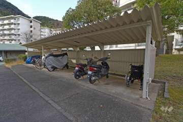 駐輪場、バイク置場