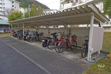 駐輪場、バイク置場