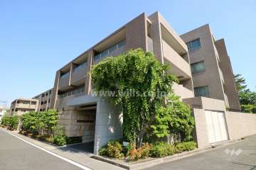 フォルム芦屋岩園の外観（北西側から）