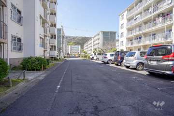 敷地東側の前面道路