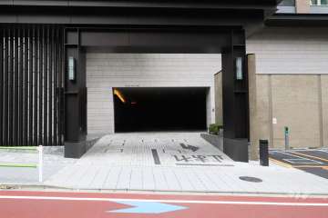 駐車場の出入り口