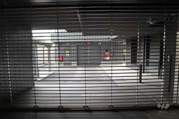 駐車場の出入り口（リングシャッター付き）