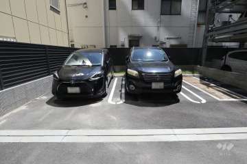 敷地内駐車場（屋外平面式）