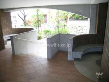 エントランスにある談話スペース