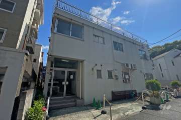 サニー千駄ヶ谷の外観（北側から）