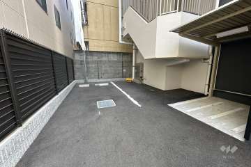 敷地内駐車場（屋外平面式）