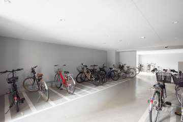 駐輪場（屋内）