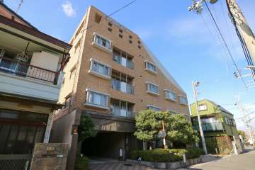 ロイヤル西宮門戸女学院通りの外観（南東側から）