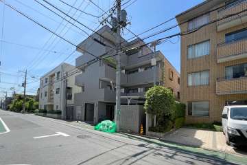 パーク・ノヴァ三軒茶屋南の外観（北西側から）　