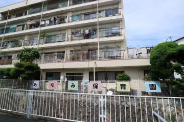 1階に保育園が入っています。