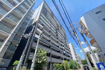 プレサンス新大阪ザ・シティの外観(南東側から)