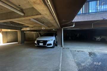 敷地内駐車場（屋内平面式）